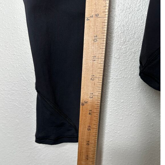Lululemon Black Crop Leggings Mesh Calf Detail Yoga Pant Legging 4 - Picture 9 of 9